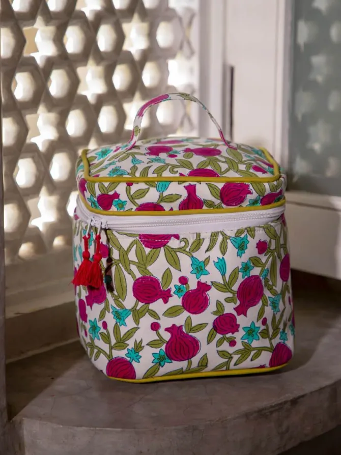 Anar Block Printed Cotton Vanity Case