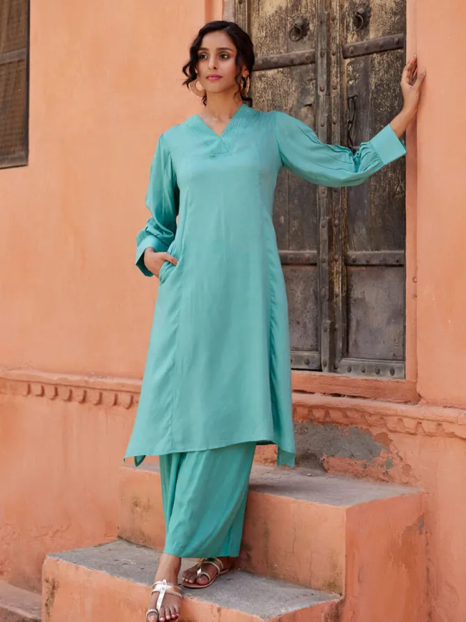 Bani Modal Kurta