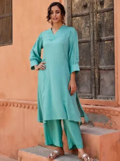 Bani Modal Kurta