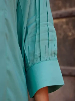 Bani Modal Kurta