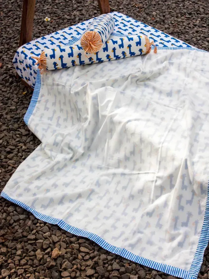 Blue Giraffe Organic Cotton Dohar for Infants