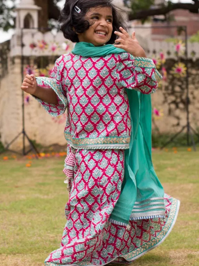 Gulaabi Block Printed Cotton Silk Lehanga Set of 4