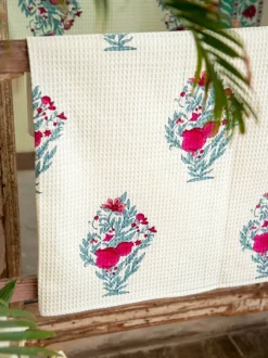 Pinar Block Printed Waffle Bath Towel