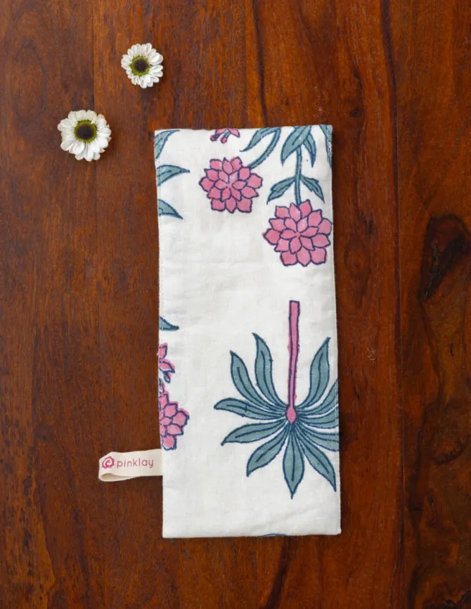 Pink Garden Cotton Toothbrush/ Straw Holder