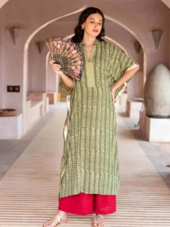 Raabta Modal Kaftan Kurta