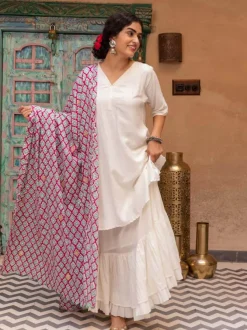 Rani Jaal Modal Dupatta