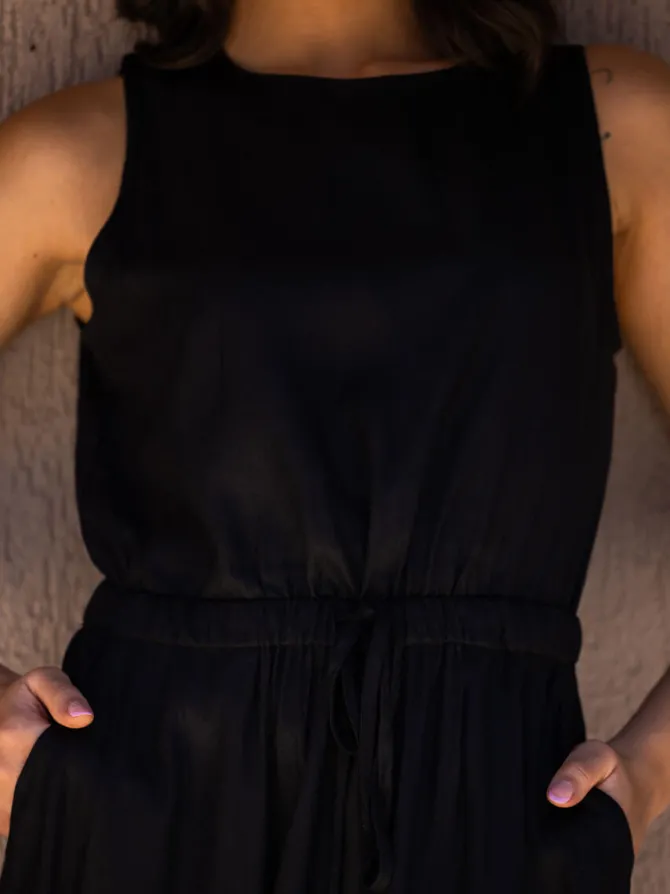 Rita Black Sleeveless Dress