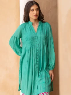 Saanvi Pintuck Shirt Kurta