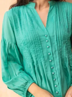Saanvi Pintuck Shirt Kurta