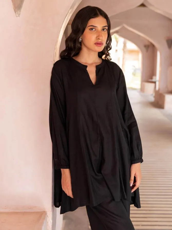 Set of 2 - Black Asymmetrical Top and Lantern Pants