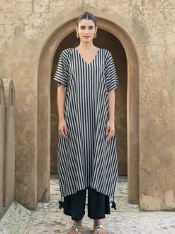 Set of 2 - Henna Kaftan Kurta & Wrap-Around Pants
