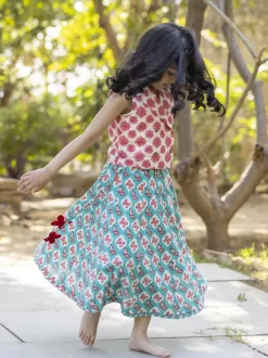 Set of 2 - Pia Organic Cotton Waist coat and Skirt