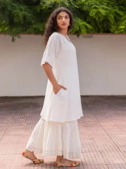 Set of 2 - White Embroidered Kurta and Skirt