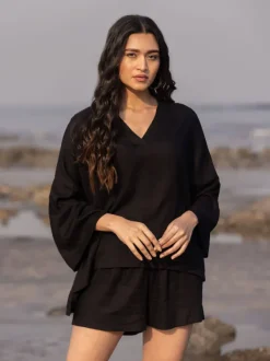 Solid Black Box Short Top - Comfort Fit