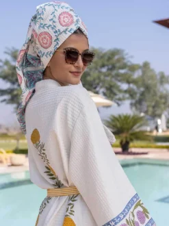 Utsa Waffle Block Printed Cotton Bath Robe
