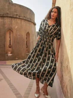 Zohra Fit & Flare Maxi Dress